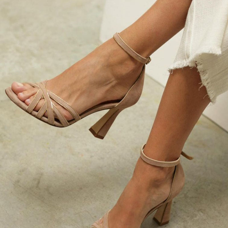 Hushmode - Elegant Cross-Strap Block Heels - afbeelding 2