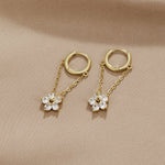 Hushmode - Blooming Petal Crystal Earrings 5