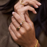 Hushmode - Crystal White Blossom Ring Gold 3