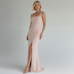 Hushmode - Elegant Dress with Open Back 8