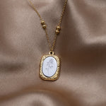 Hushmode - Fragile Love Rose Necklace 2