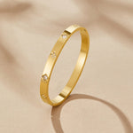 Hushmode - Gold Clover Bangle 4