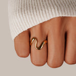Hushmode - Gold Wave Ring 2
