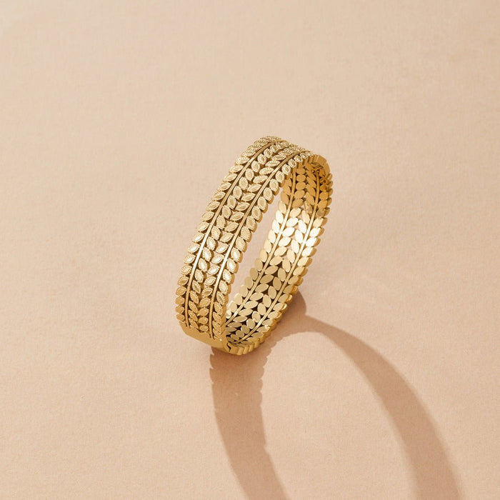 Hushmode - Layered Leaf Bangle