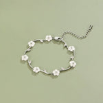 Hushmode - Silver White Pearl Blossom Bracelet 2