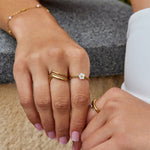 Hushmode - White Petal Shell Ring 2